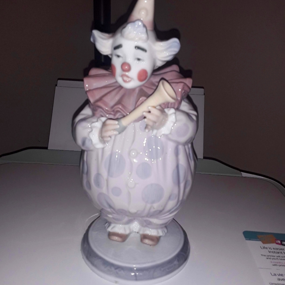 Beautiful Lladro figurine and gift bag